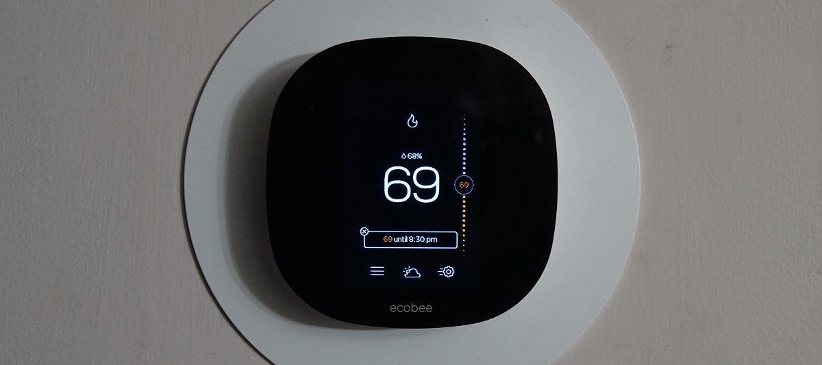 ac thermostat set to 69 degrees